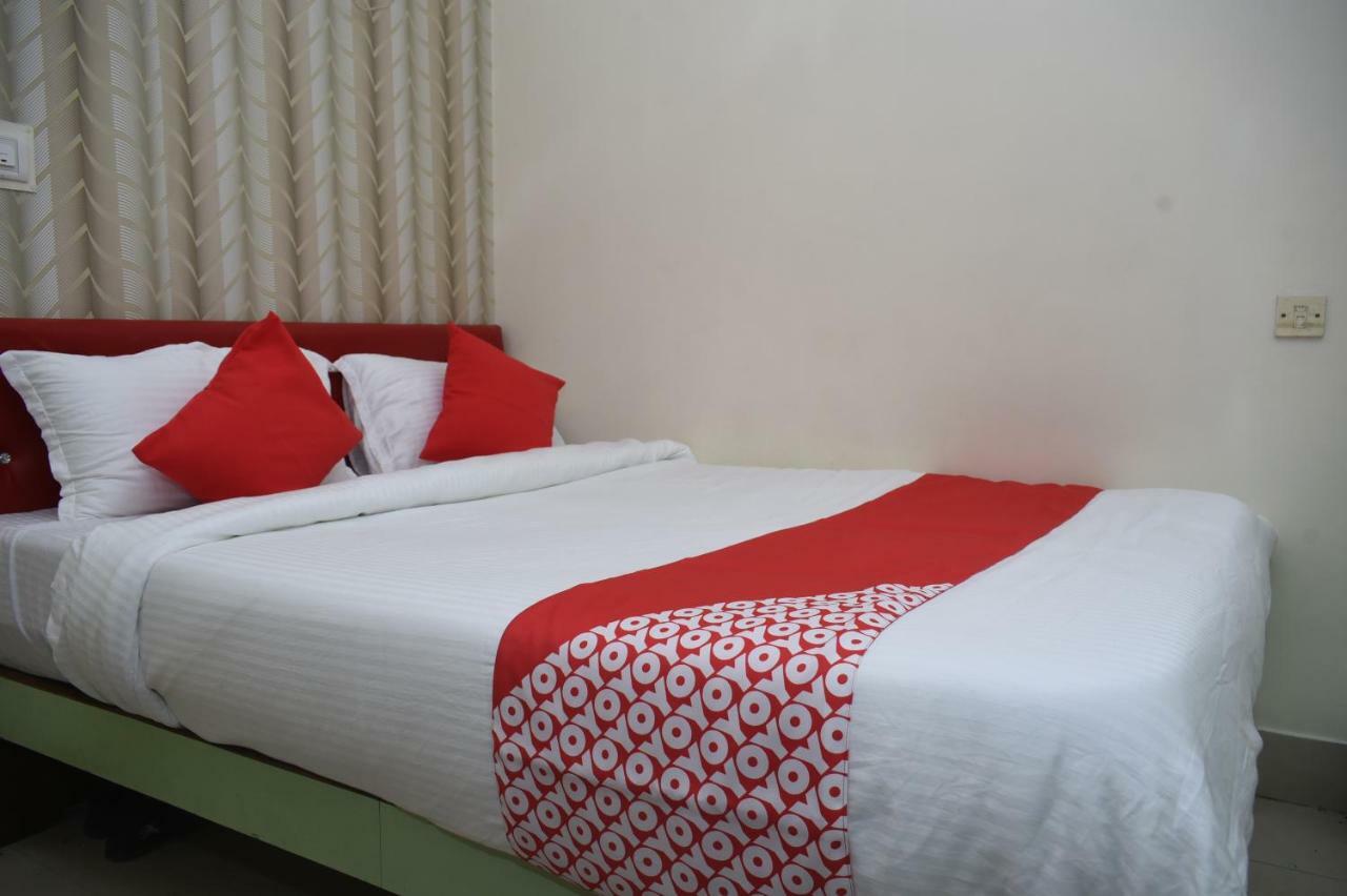 Oyo 45320 Hotel Mars Agartala Kültér fotó