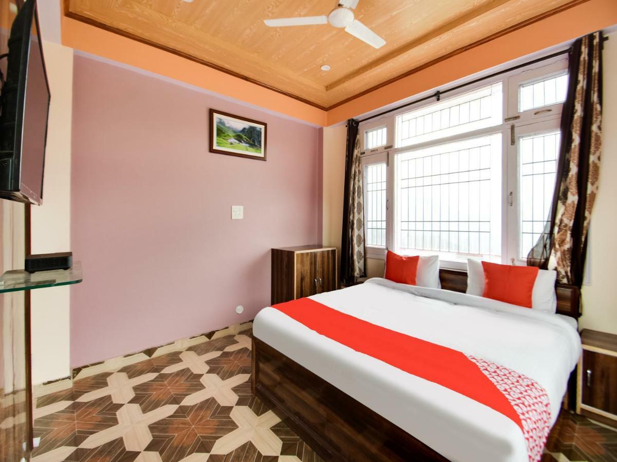 Oyo 45320 Hotel Mars Agartala Kültér fotó